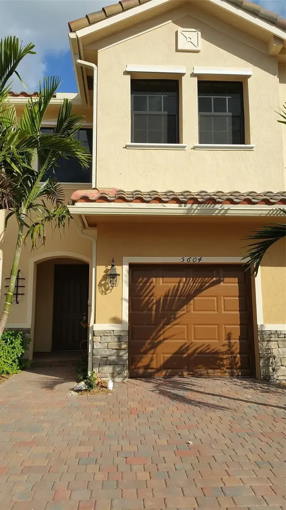5604 NW 58th Lane Tamarac FL 33319