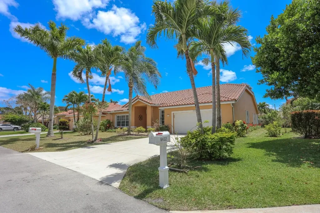 6428 NW 51st Court Lauderhill FL 33319