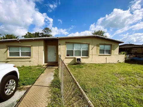 4501 SW 41st Street West Park FL 33023