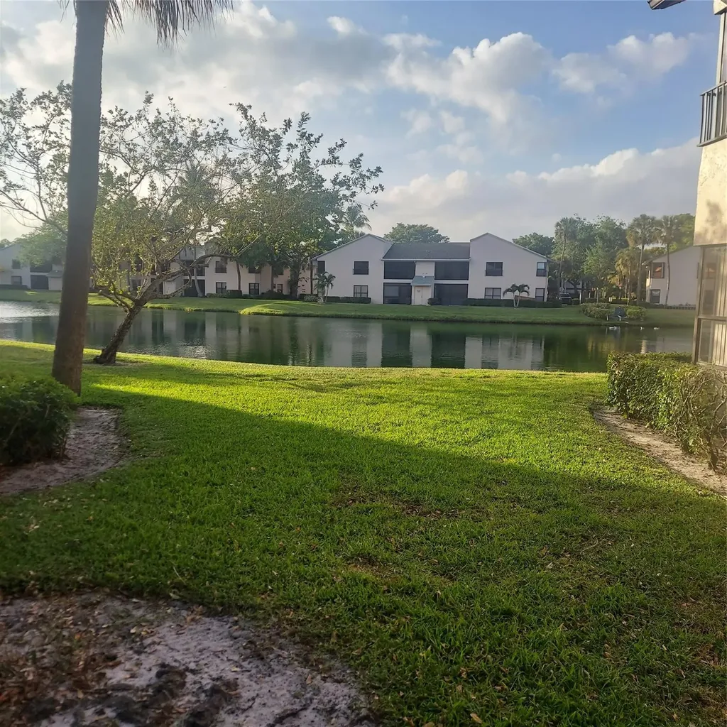 3420 NW 47th Avenue Pompano Beach FL 33063