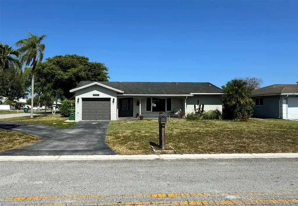 8206 NW 105th Avenue Tamarac FL 33321
