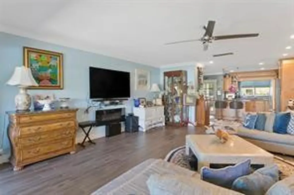 1323 NE 28th Avenue Pompano Beach FL 33062