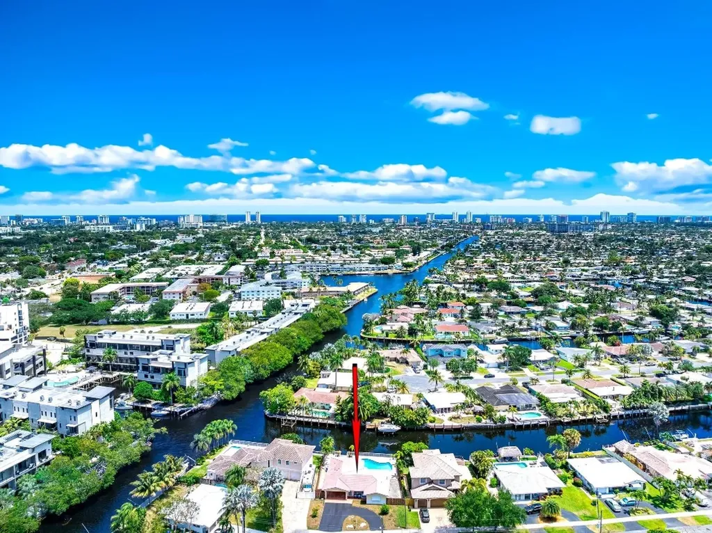 188 SE 2nd Avenue Pompano Beach FL 33060