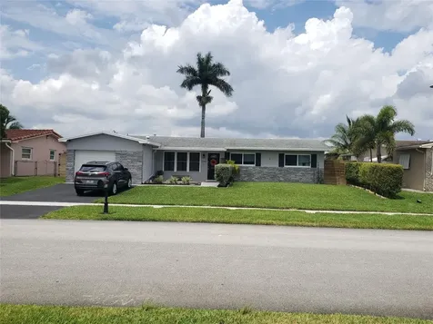 9441 NW 5th Street Pembroke Pines FL 33024