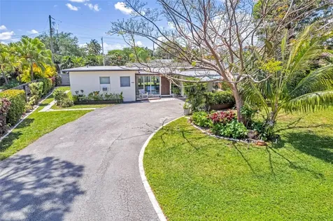 2024 NE 26th Drive Wilton Manors FL 33306