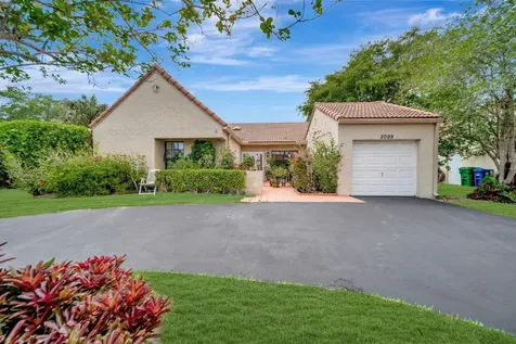 2099 Maplewood Drive Coral Springs FL 33071