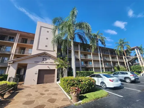 1650 SW 124th Terrace Pembroke Pines FL 33027