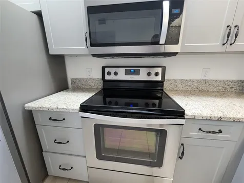 1650 SW 124th Terrace Pembroke Pines FL 33027