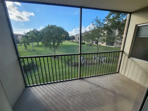 1650 SW 124th Terrace Pembroke Pines FL 33027