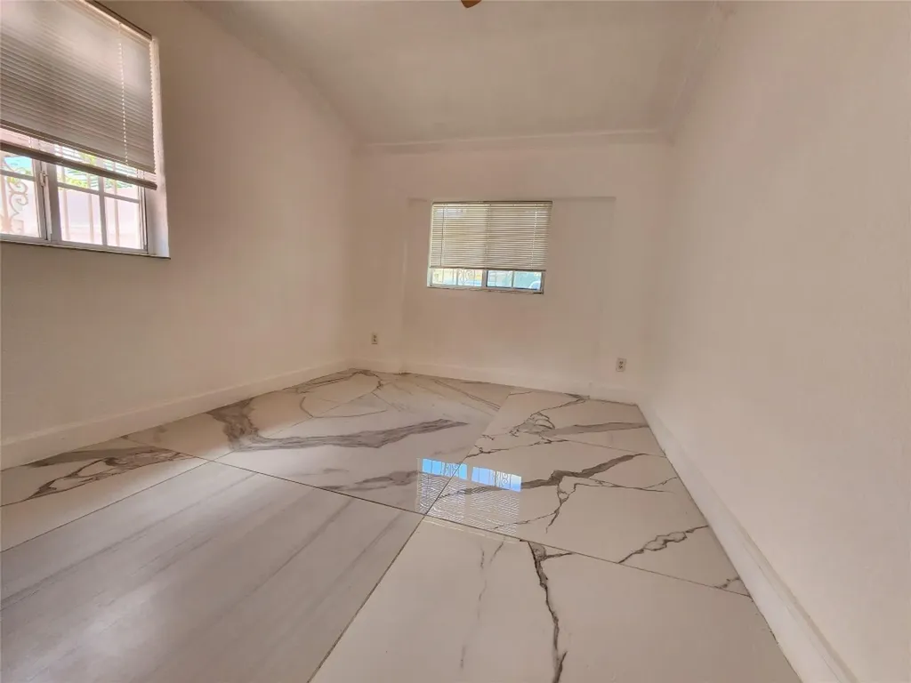 1570 NE 159th Street North Miami Beach FL 33162