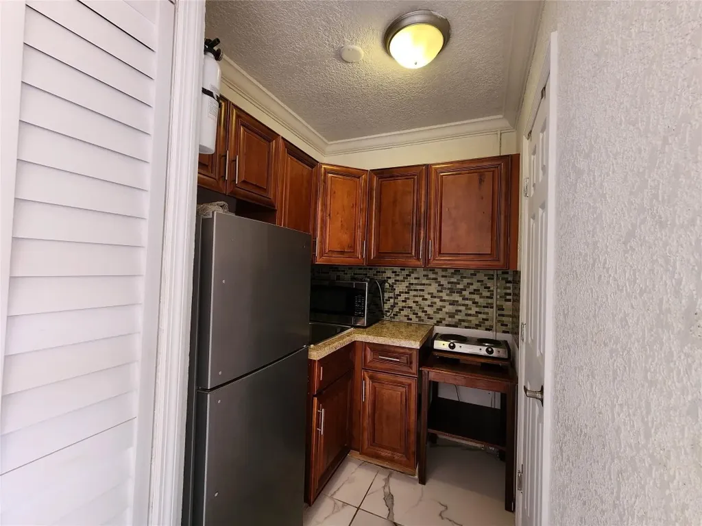 1570 NE 159th Street North Miami Beach FL 33162