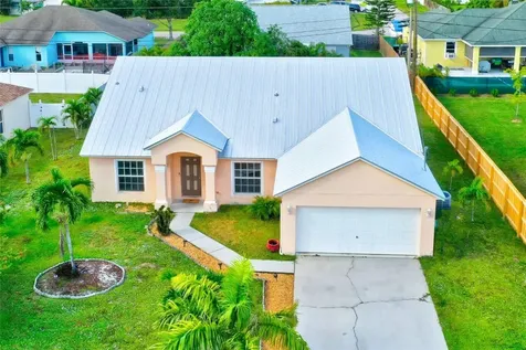 205 SW Kestor Drive Port St Lucie FL 34953