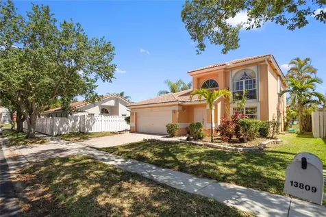 13809 NW 22nd Place Sunrise FL 33323