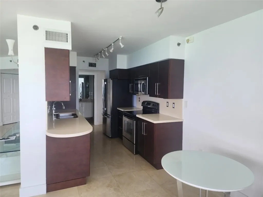 7330 Ocean Terrace Miami Beach FL 33141