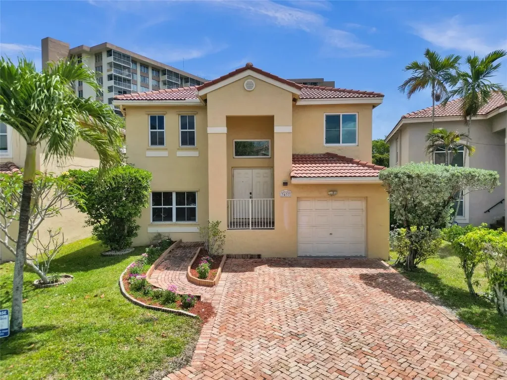 3437 NW 108th Terrace Coral Springs FL 33065