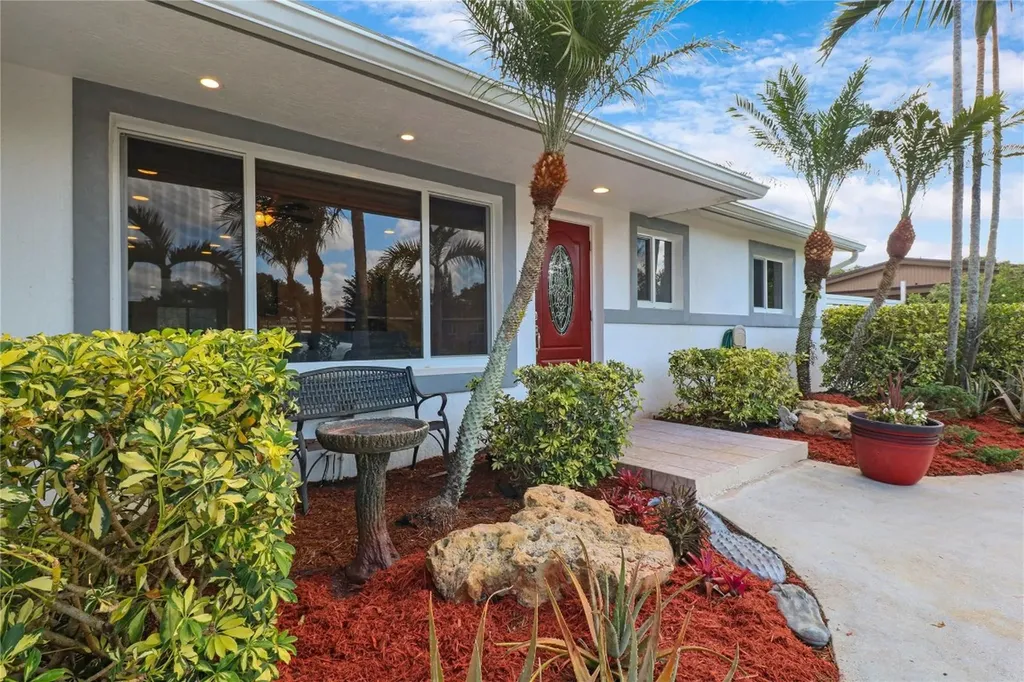 4831 SW 10th Street Plantation FL 33317