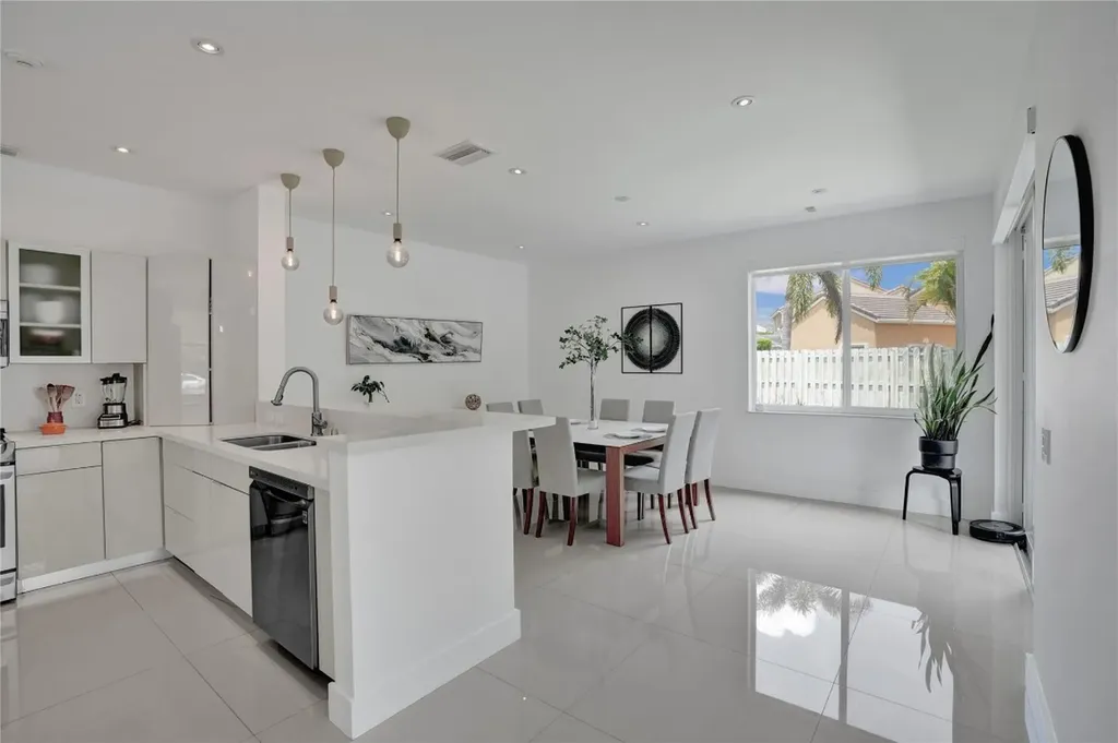881 Briar Ridge Road Weston FL 33327