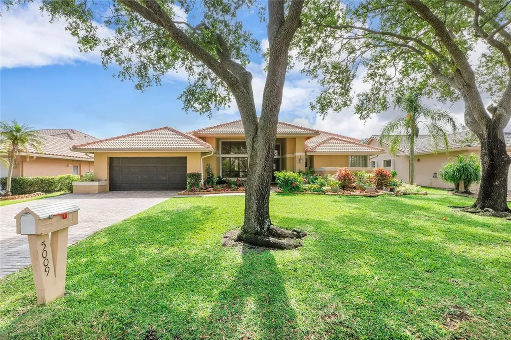 5009 NW 103rd Avenue Coral Springs FL 33076