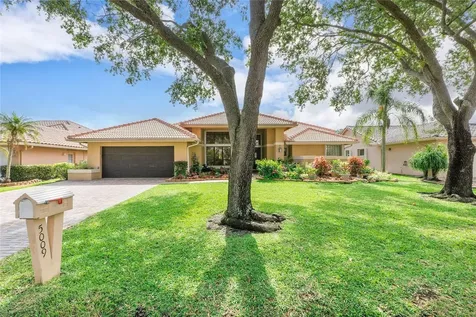 5009 NW 103rd Avenue Coral Springs FL 33076