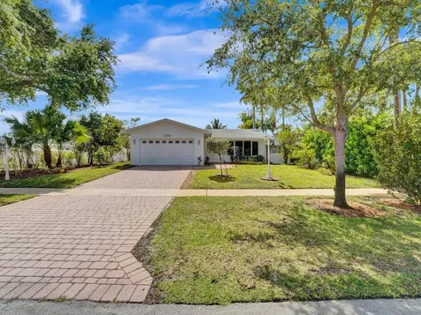 2100 N 49th Avenue Hollywood FL 33021