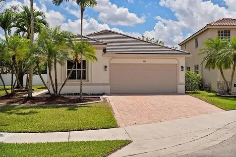 889 Tanglewood Circle Weston FL 33327