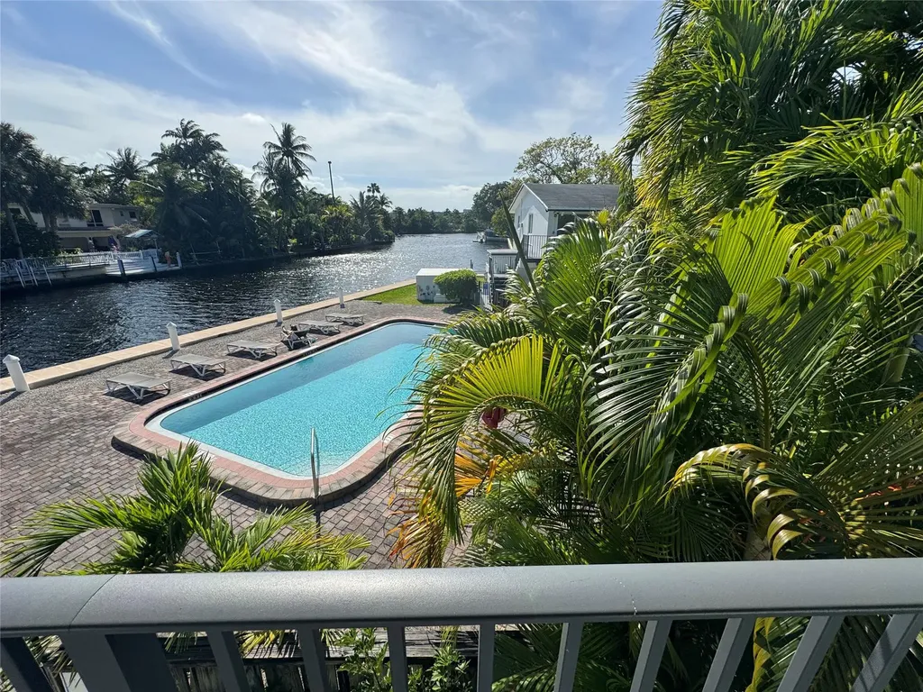 1814 E Oakland Park Boulevard Fort Lauderdale FL 33306