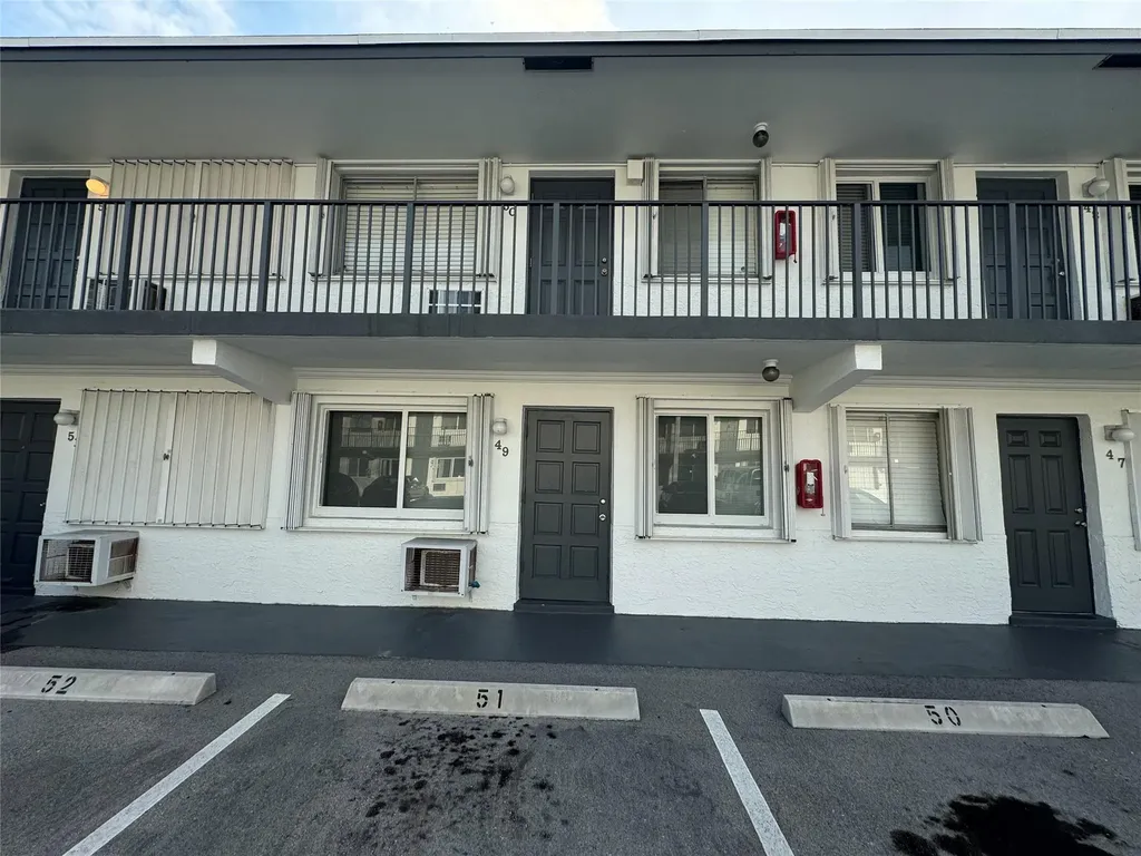 1814 E Oakland Park Boulevard Fort Lauderdale FL 33306