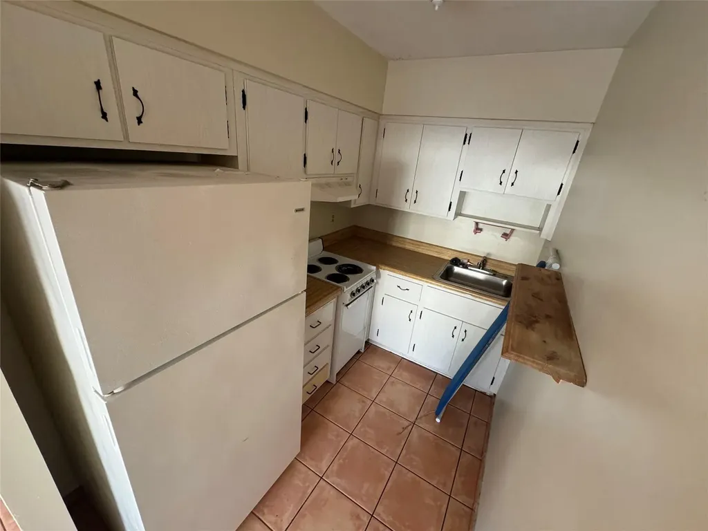 1814 E Oakland Park Boulevard Fort Lauderdale FL 33306