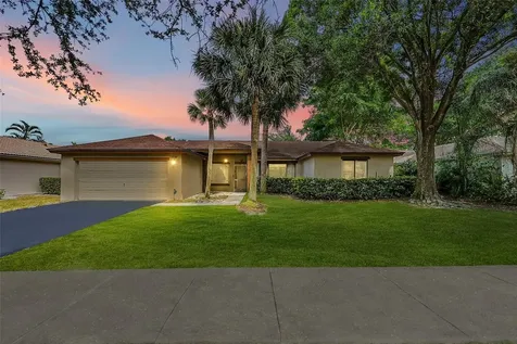 5542 NW 41st Avenue Coconut Creek FL 33073