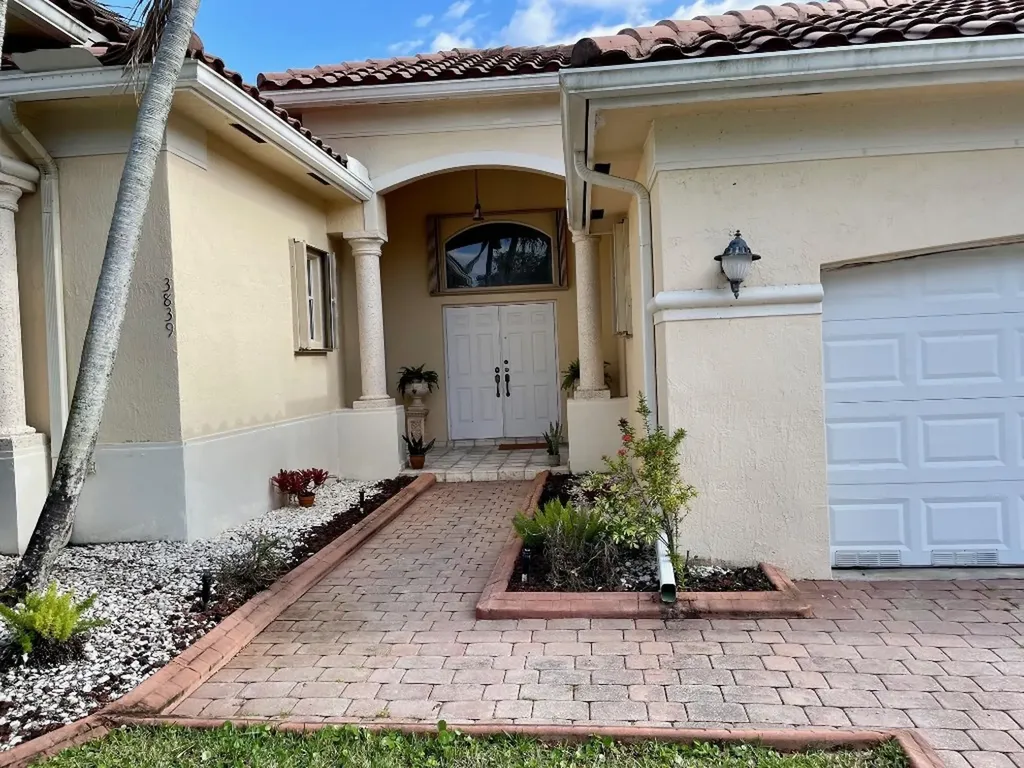 3839 SW 167th Avenue Miramar FL 33027