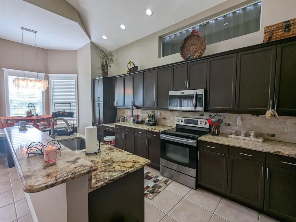 2450 Westmont Place Royal Palm Beach FL 33411