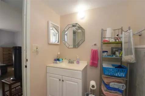 2601 NW 48th Terrace Lauderdale Lakes FL 33313
