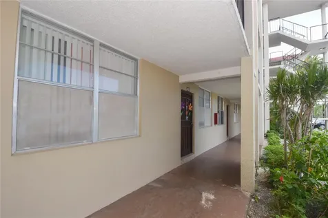 2601 NW 48th Terrace Lauderdale Lakes FL 33313