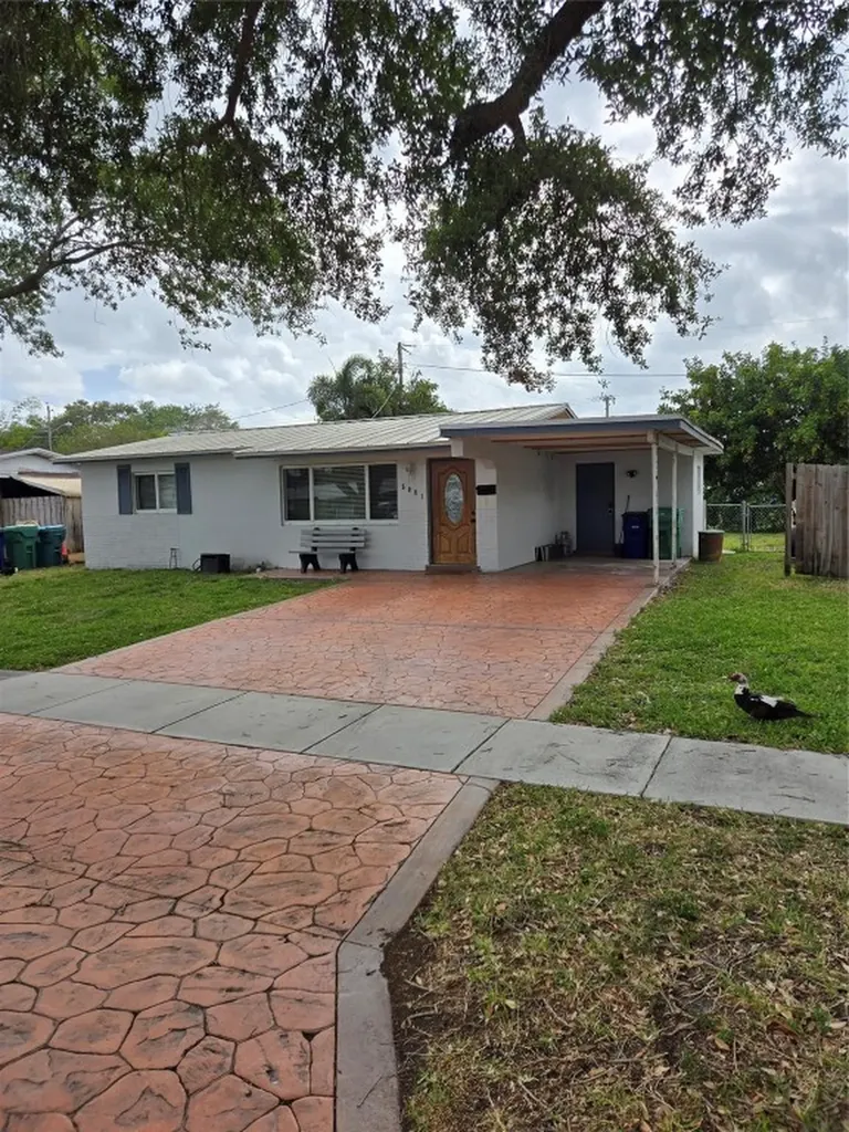 5081 SW 94th Way Cooper City FL 33328