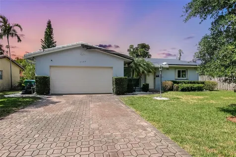7505 NW 40th Court Coral Springs FL 33065