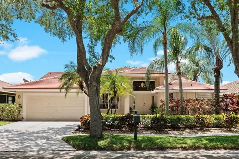 812 Hampton Court Weston FL 33326