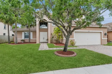 952 SW 191st Avenue Pembroke Pines FL 33029