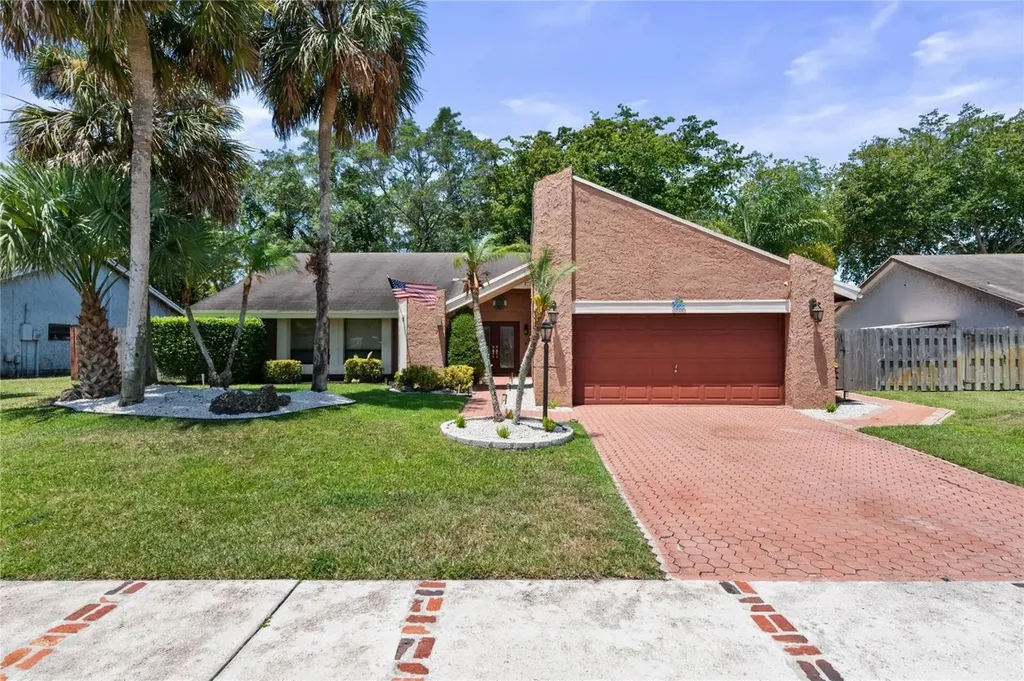 711 NW 77th Avenue Plantation FL 33324