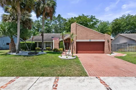 711 NW 77th Avenue Plantation FL 33324