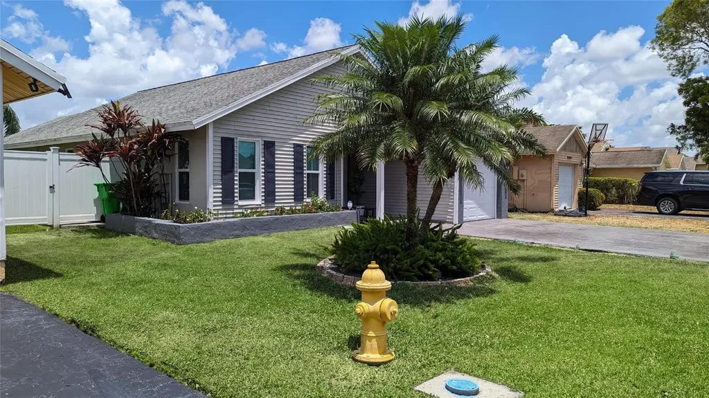 9965 NW 45th Street Sunrise FL 33351