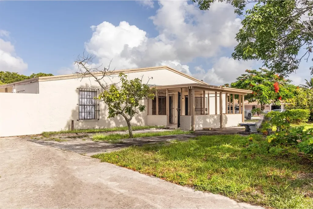 3821 NW 213th Street Miami Gardens FL 33055