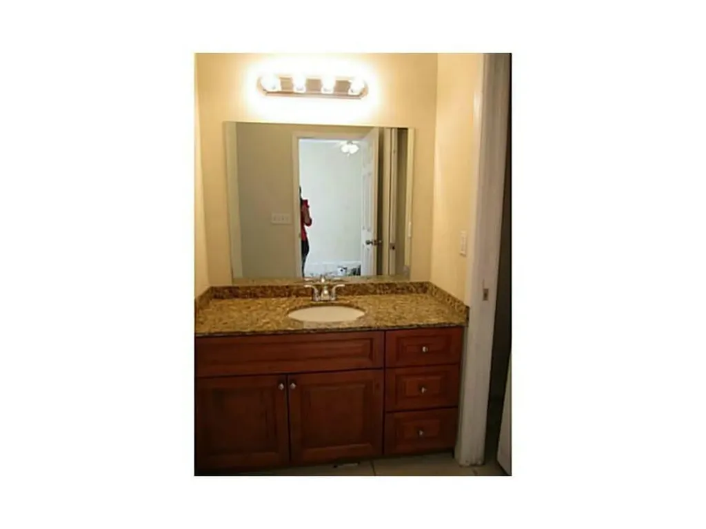 4110 N 31st Terrace Hollywood FL 33021