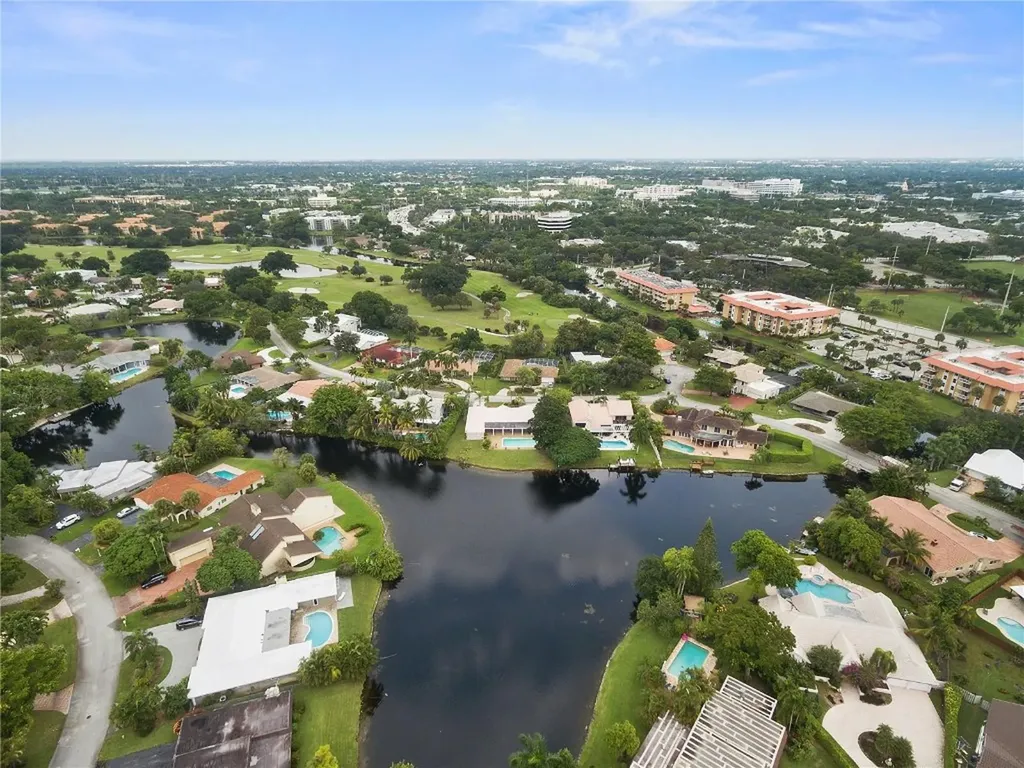 8560 N Lake Dasha Drive Plantation FL 33324