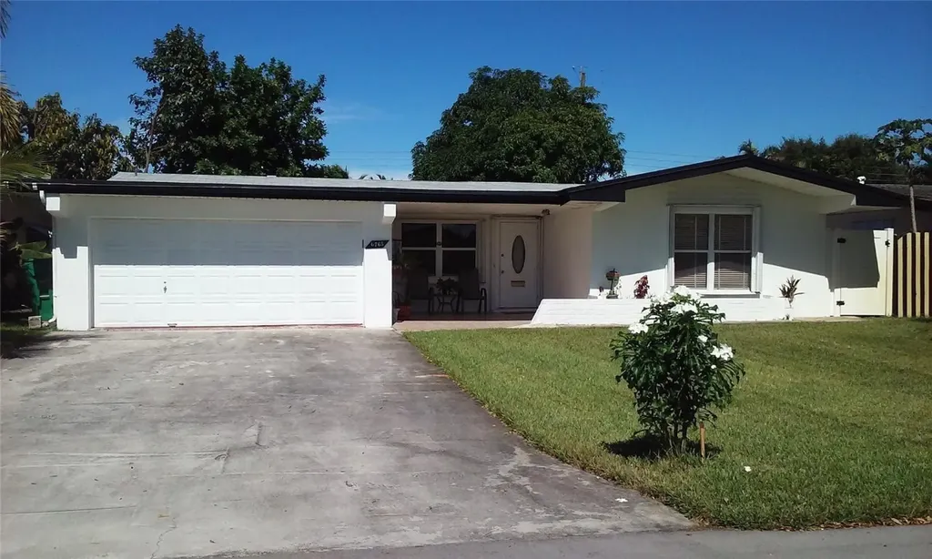 6765 Dogwood Drive Miramar FL 33023