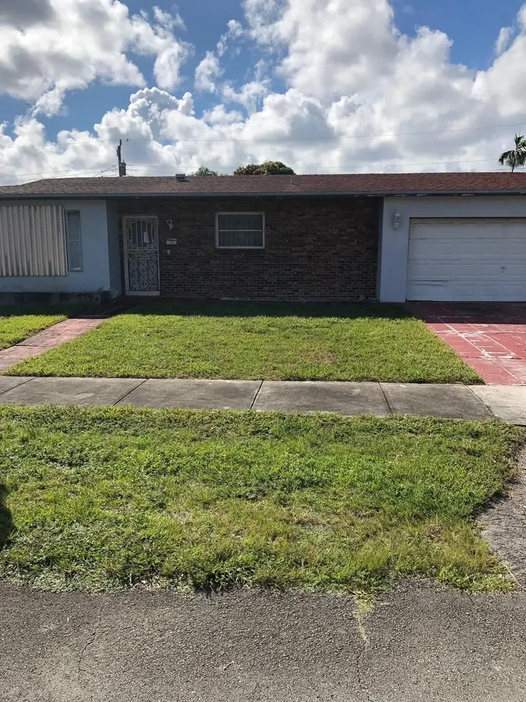 1460 NW 138th Street Miami FL 33167