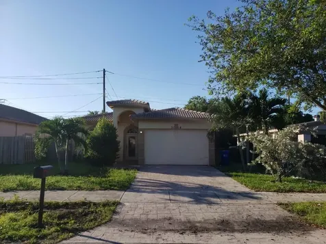 3004 NW 2nd Street Pompano Beach FL 33069