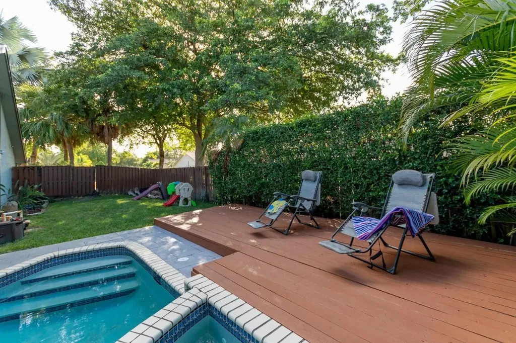 10181 NW 21st Court Pembroke Pines FL 33026