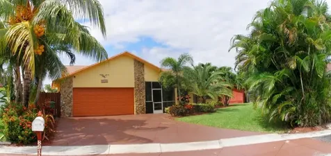 8911 NW 15th Street Pembroke Pines FL 33024