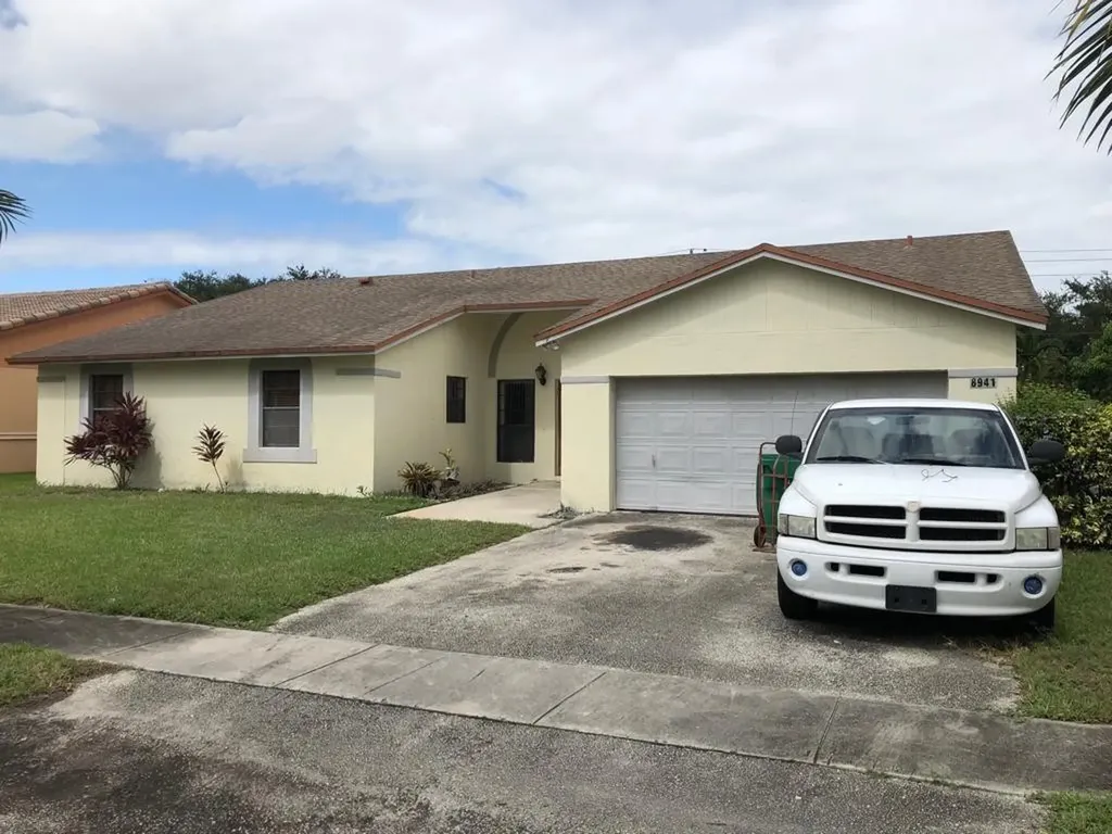8941 N Lake Miramar Circle Miramar FL 33025