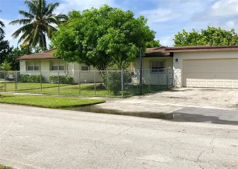 16560 SW 102nd Place Miami FL 33157